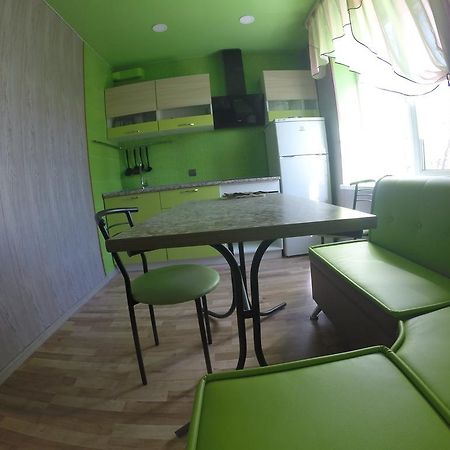 Apartmens On Khabarovskaya Apartment Krivoy Rog Luaran gambar