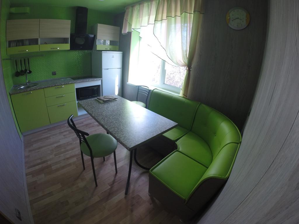 Apartmens On Khabarovskaya Apartment Krivoy Rog Luaran gambar
